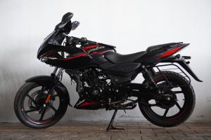Pulsar 220f