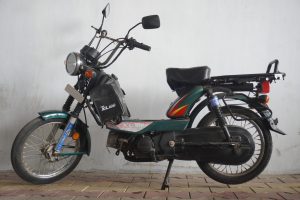 XL 100