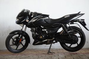 Pulsar 150