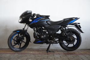 Pulsar 150