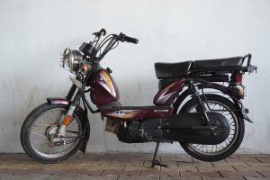 XL 100