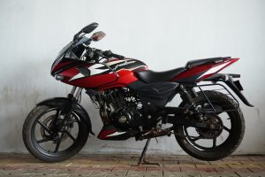Pulsar 220f